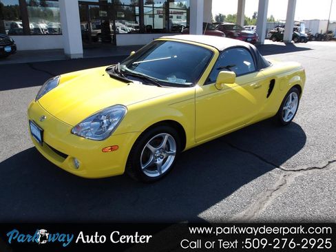 Used 2003 Toyota MR2 RWD image 1