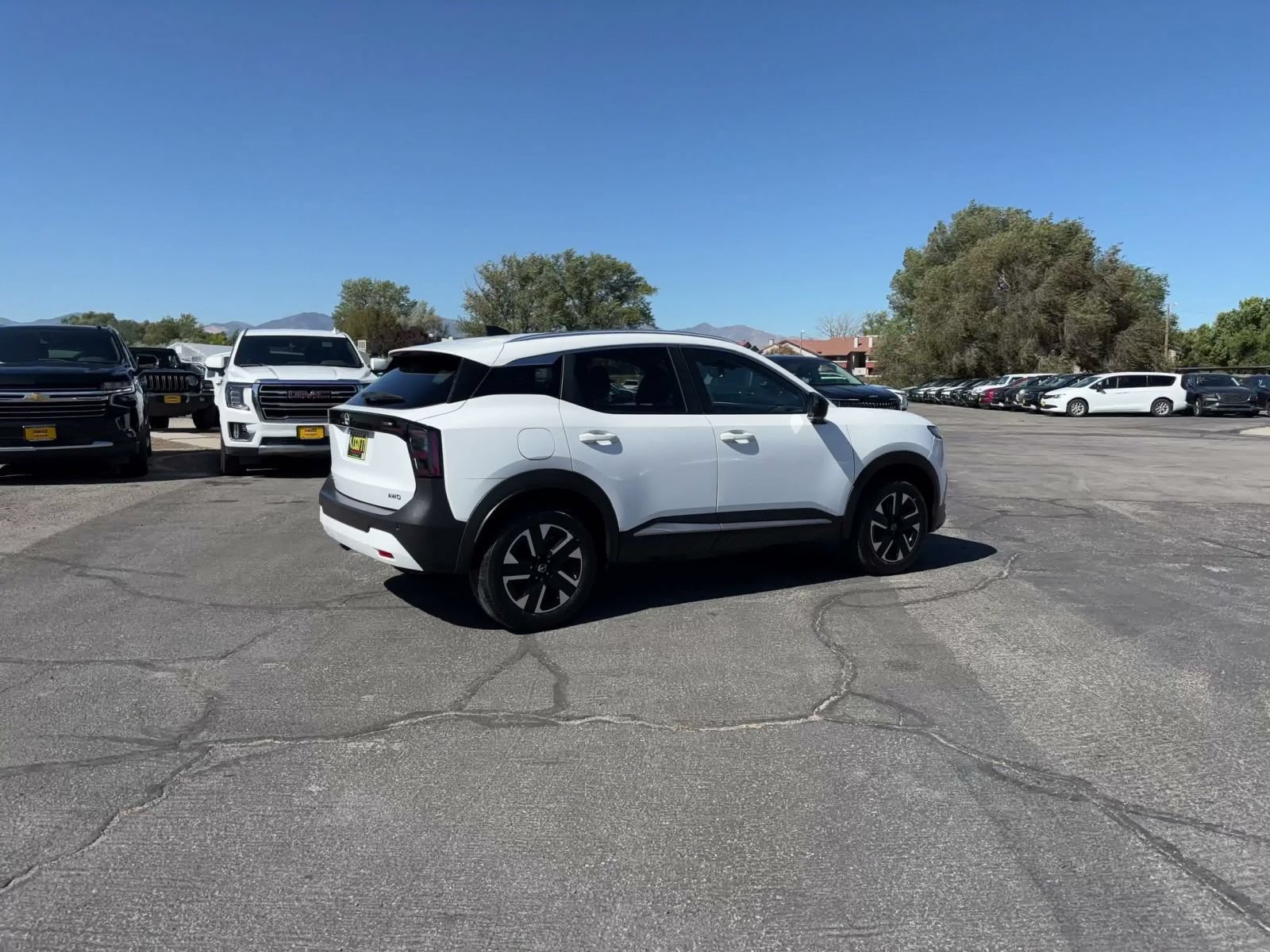 Used 2026 Nissan Kicks SV w/ Cold Weather Package AWD/4WD image 13
