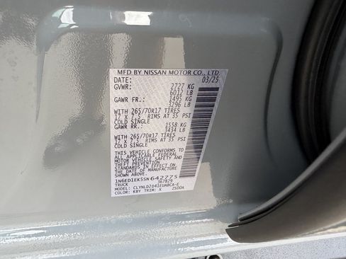 Used 2025 Nissan Frontier PRO-4X w/ Pro Convenience Package AWD/4WD image 42