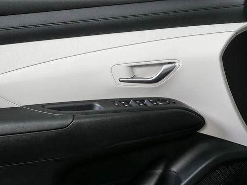 New 2026 Hyundai Tucson SEL image 16