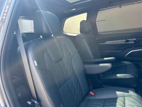 Used 2024 Kia Telluride SX Prestige X-Pro AWD/4WD image 41