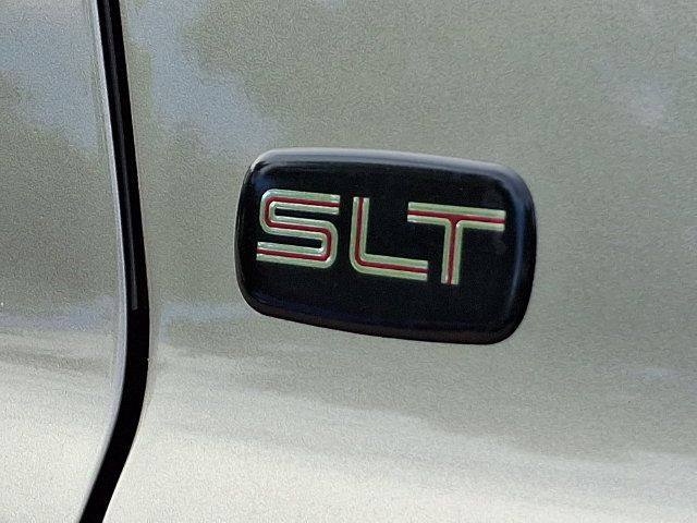 Used 2002 GMC Yukon SLT AWD/4WD image 30