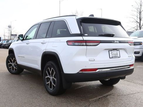 New 2025 Jeep Grand Cherokee Limited w/ MOPAR Finishing Package image 15