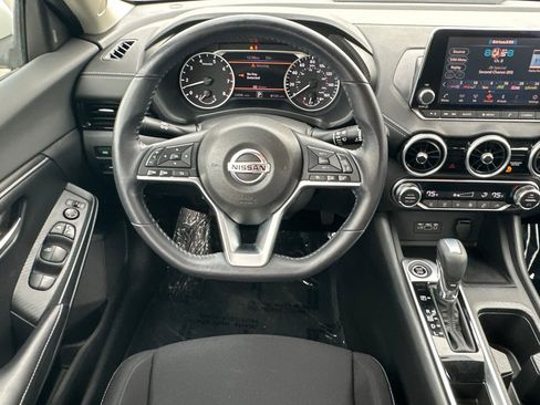Used 2021 Nissan Sentra SV image 14