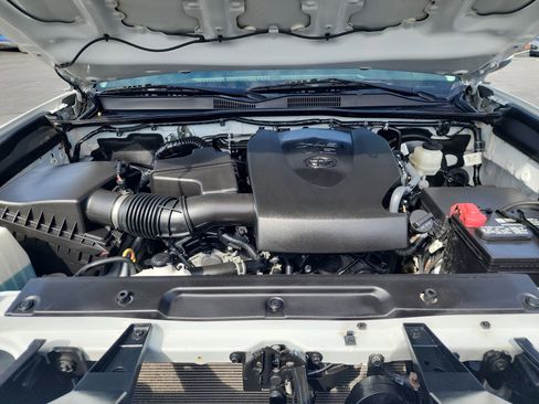 Used 2021 Toyota Tacoma SR image 29