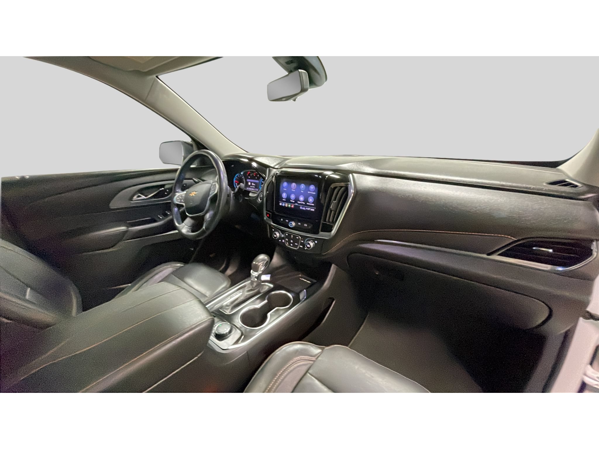 Used 2021 Chevrolet Traverse Premier w/ Redline Edition AWD/4WD image 18