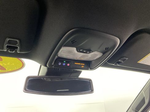 Used 2023 Chevrolet Colorado Z71 w/ Z71 Convenience Package 2 image 27