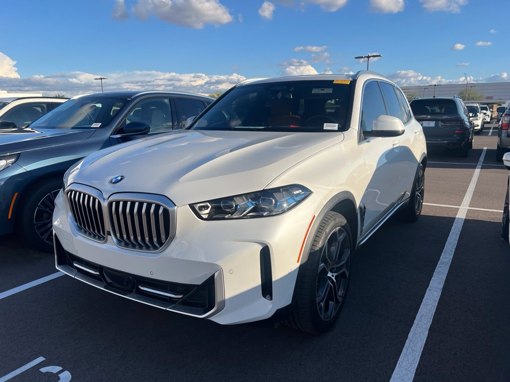 Certified 2024 BMW X5 xDrive40i w/ Premium Package AWD/4WD image 8