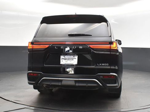 Used 2023 Lexus LX 600 F Sport image 7