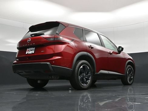 Used 2025 Nissan Rogue SV AWD/4WD image 51