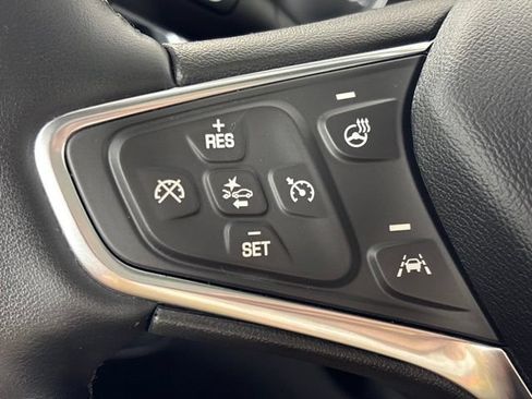 Used 2024 Chevrolet Equinox LT AWD/4WD image 17