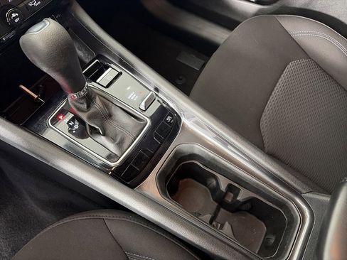 Used 2023 Jeep Compass Sport image 22