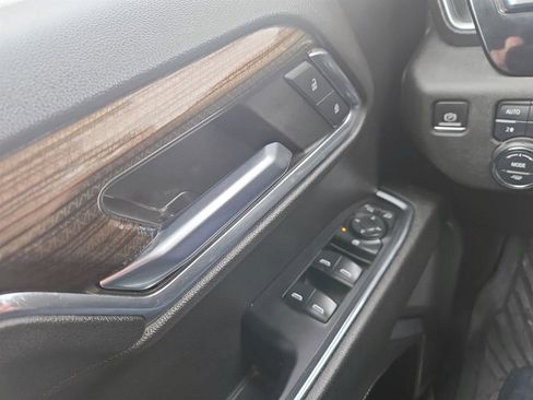 Used 2024 Chevrolet Silverado 1500 LT image 20