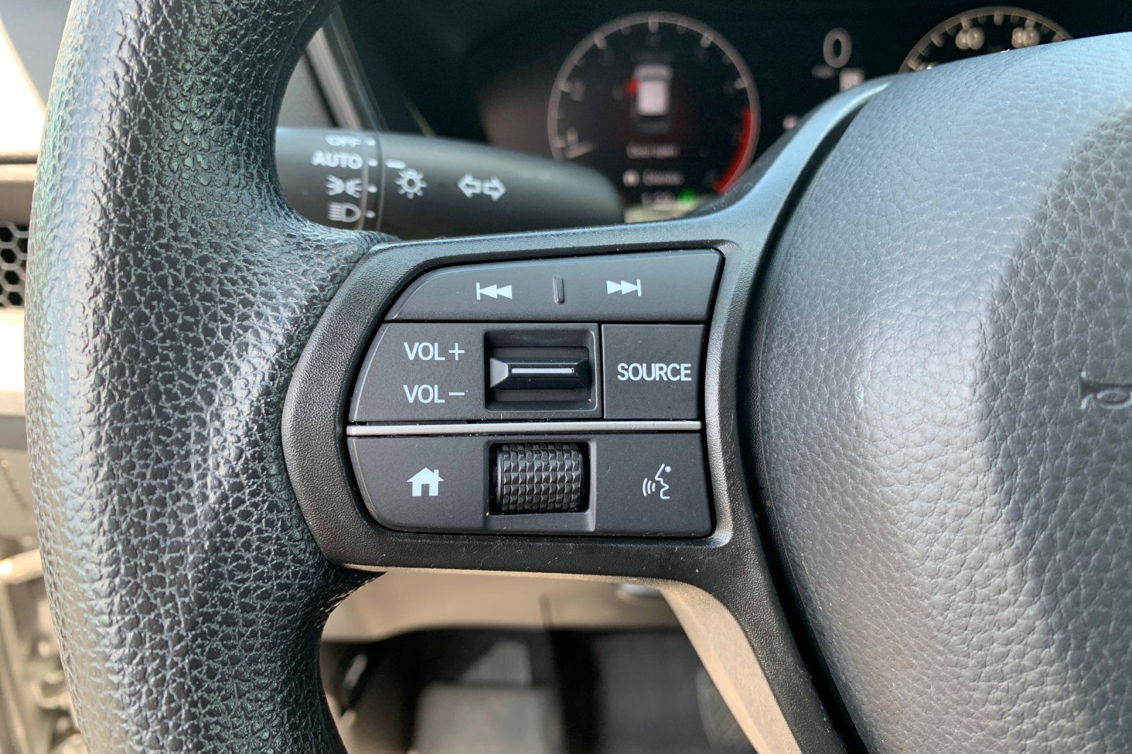 Certified 2024 Honda CR-V LX image 29