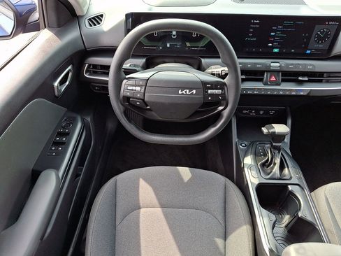 Used 2025 Kia K4 FWD image 20
