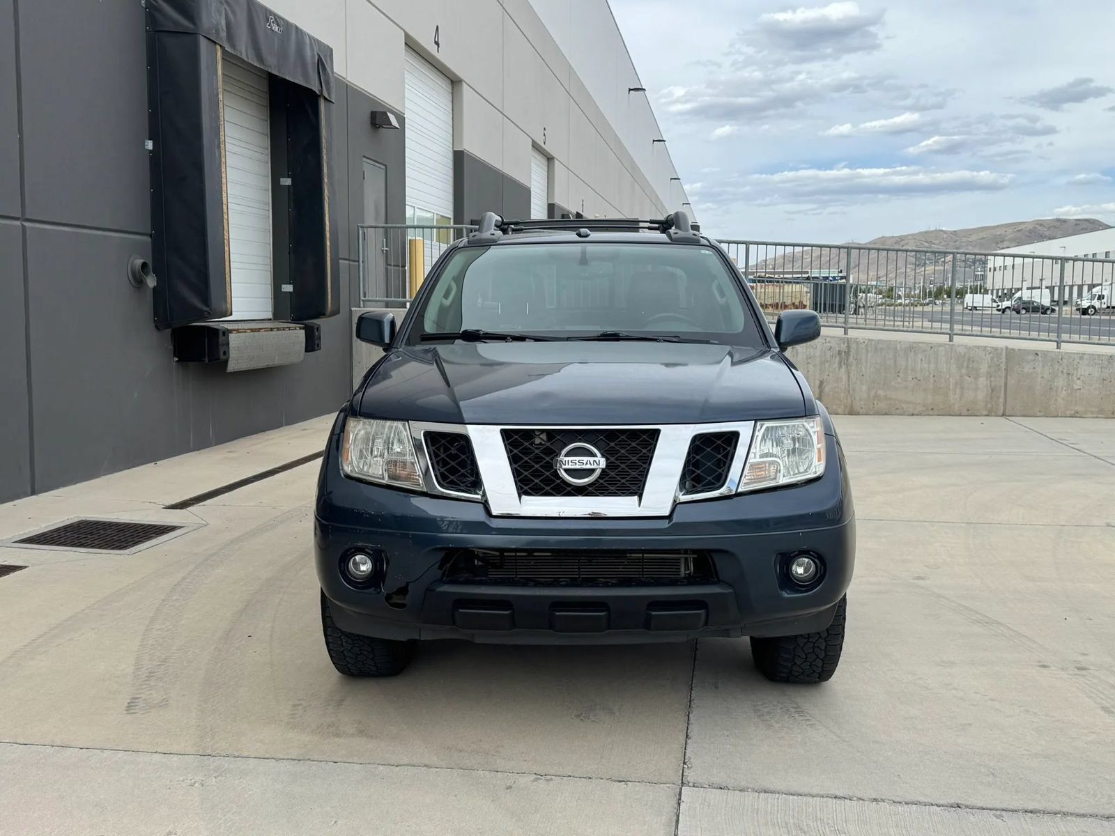 Used 2016 Nissan Frontier PRO-4X w/ Pro-4x Luxury Package AWD/4WD image 8