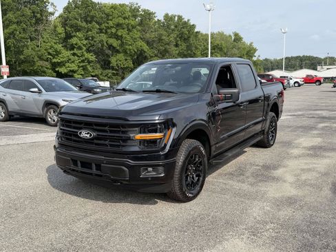 Certified 2024 Ford F150 XLT w/ Equipment Group 302A MID AWD/4WD image 5