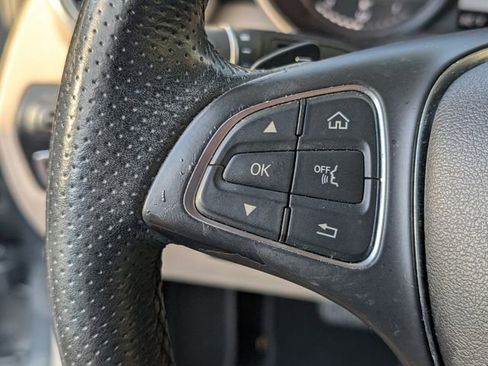 Used 2018 Mercedes-Benz GLC 300 image 29