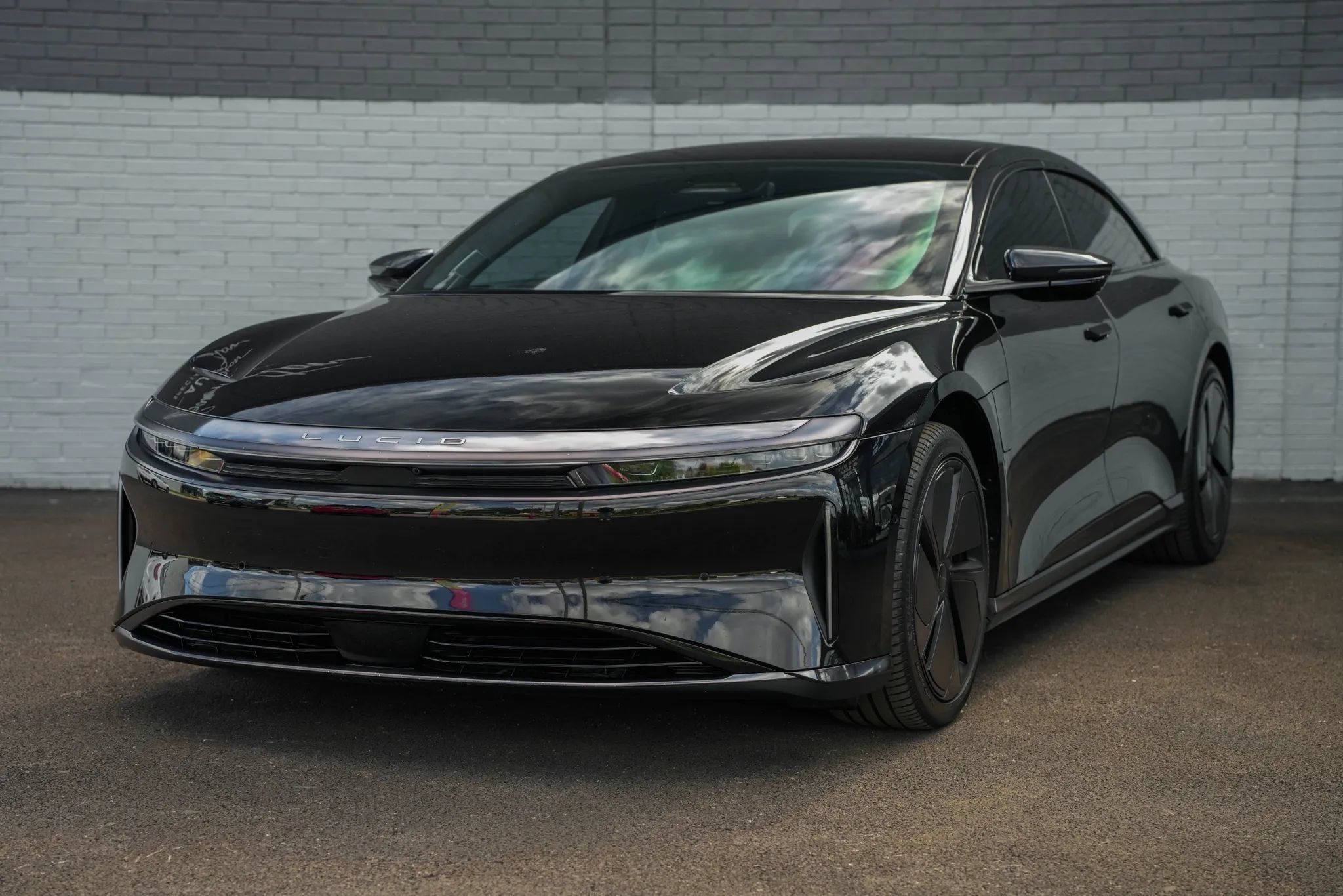 Used 2024 Lucid Air Touring AWD/4WD image 1