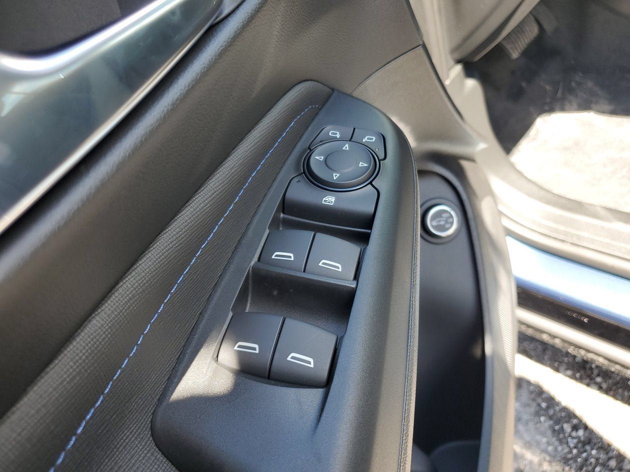 New 2026 Buick Envista Sport Touring w/ Convenience II Package FWD image 17