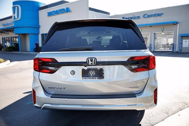 New 2027 Honda Odyssey Touring image 11