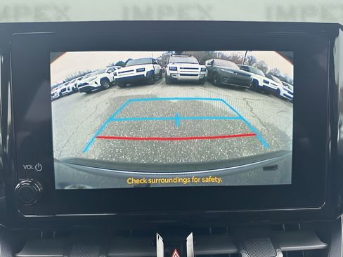 Used 2023 Toyota Corolla SE image 18