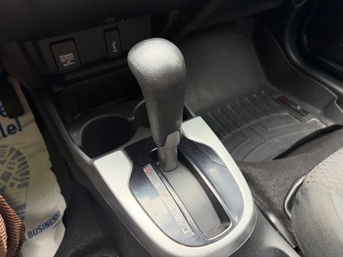 Used 2018 Honda Fit LX image 15