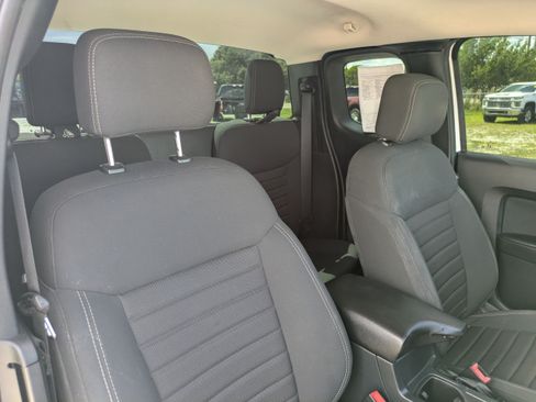 Used 2021 Ford Ranger XL w/ Equipment Group 101A High RWD image 13