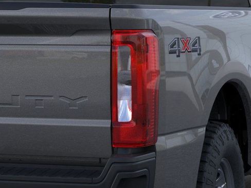 New 2026 Ford F250 XL w/ XL Off-Road Package image 42