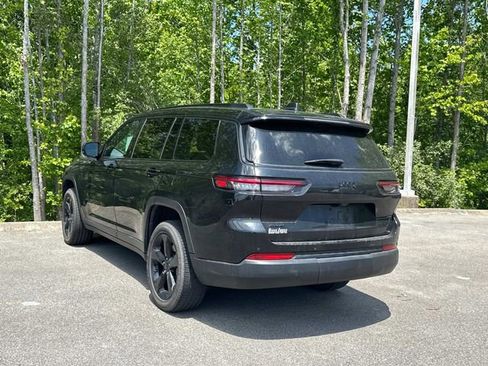Used 2025 Jeep Grand Cherokee L Altitude AWD/4WD image 6