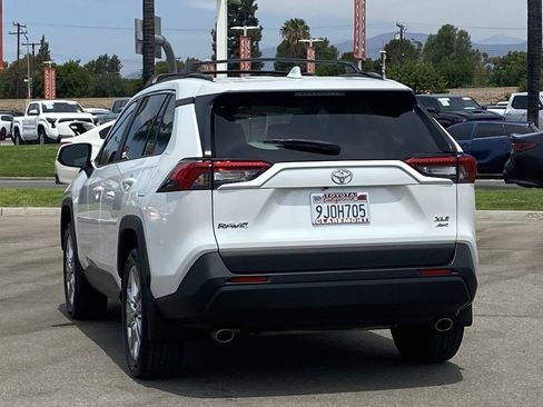 Certified 2023 Toyota RAV4 XLE Premium AWD/4WD image 40