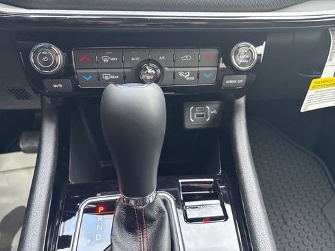 New 2026 Jeep Compass Trailhawk AWD/4WD image 20