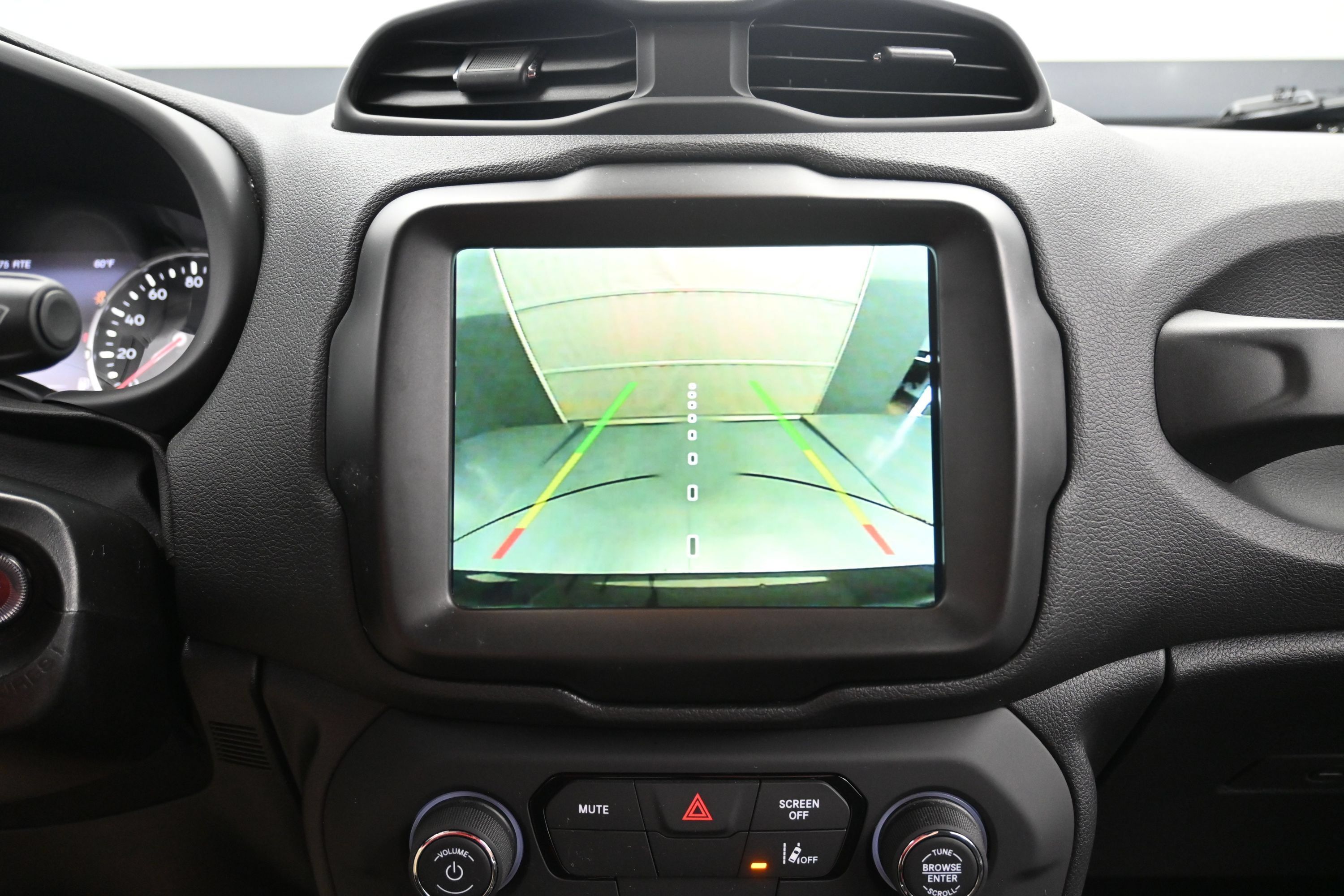 Used 2023 Jeep Renegade Altitude AWD/4WD image 16