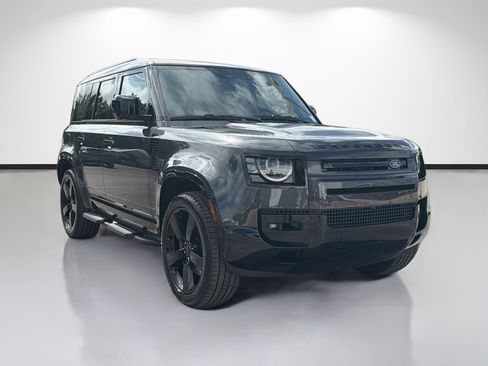 New 2026 Land Rover Defender 110 X-Dynamic SE AWD/4WD image 7