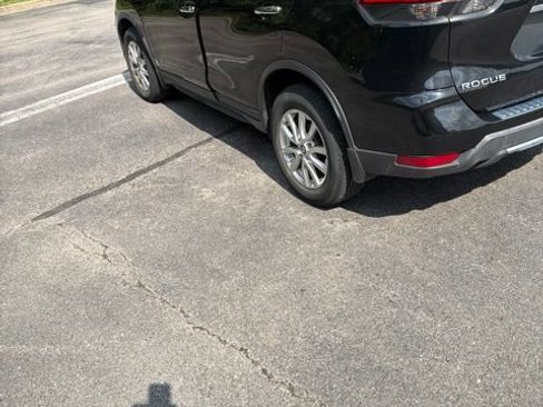Used 2020 Nissan Rogue S w/ Special Edition Package AWD/4WD image 3