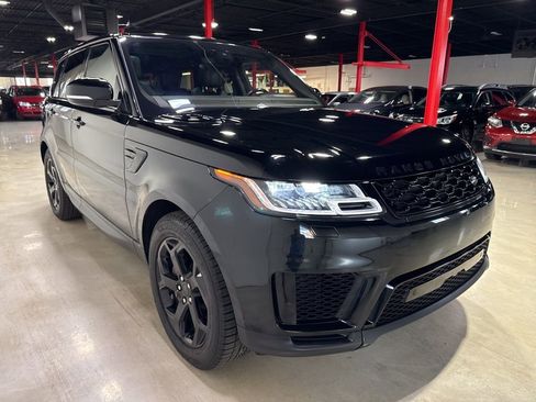 Used 2018 Land Rover Range Rover Sport SE AWD/4WD image 8