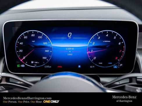 New 2026 Mercedes-Benz GLC 300 4MATIC image 29