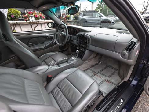 Used 2001 Porsche 911 Carrera 4 AWD/4WD image 23