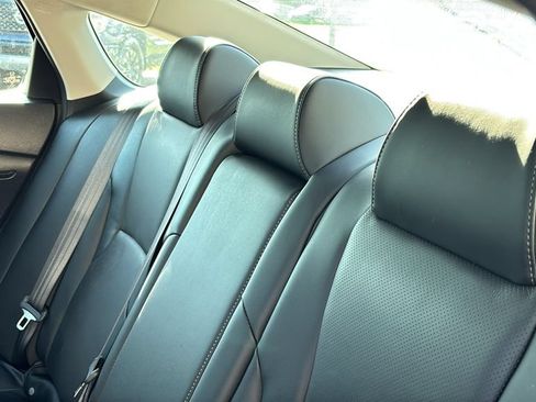 Used 2024 Honda Accord EX-L image 10