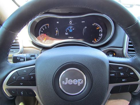 Used 2018 Jeep Grand Cherokee Limited RWD image 25