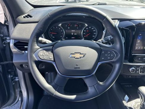 Used 2023 Chevrolet Traverse LT AWD/4WD image 20