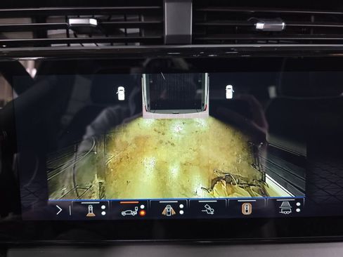 New 2026 GMC Sierra 2500 AT4X w/ LPO, Black Badging Package image 23