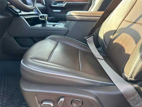 Used 2023 GMC Sierra 1500 Denali w/ Denali Reserve Package image 10