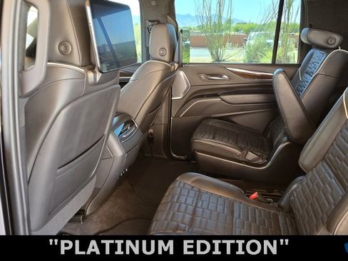 Used 2023 Cadillac Escalade ESV Sport Platinum image 25