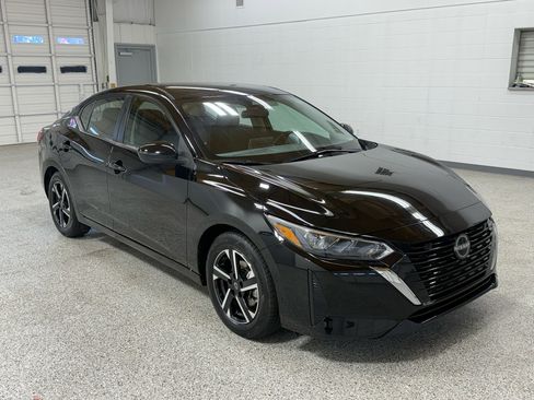 Used 2024 Nissan Sentra SV image 6
