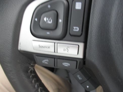 Used 2018 Subaru Forester 2.5i Limited AWD/4WD image 25