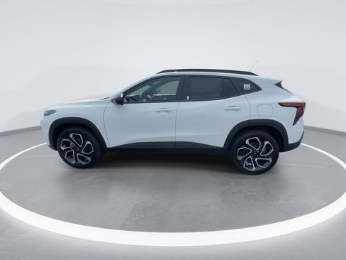 New 2026 Chevrolet Trax RS FWD image 5