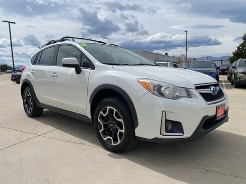 Used 2017 Subaru Crosstrek 2.0i Premium image 8