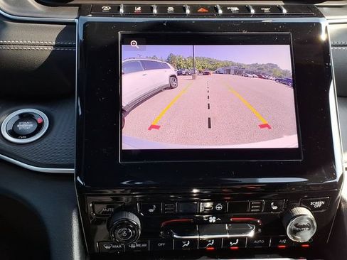 New 2026 Jeep Grand Cherokee Laredo X AWD/4WD image 10