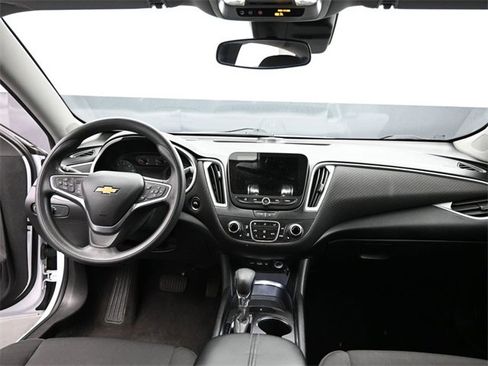 Used 2023 Chevrolet Malibu LT image 22